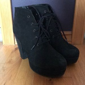 Steve Madden Booties